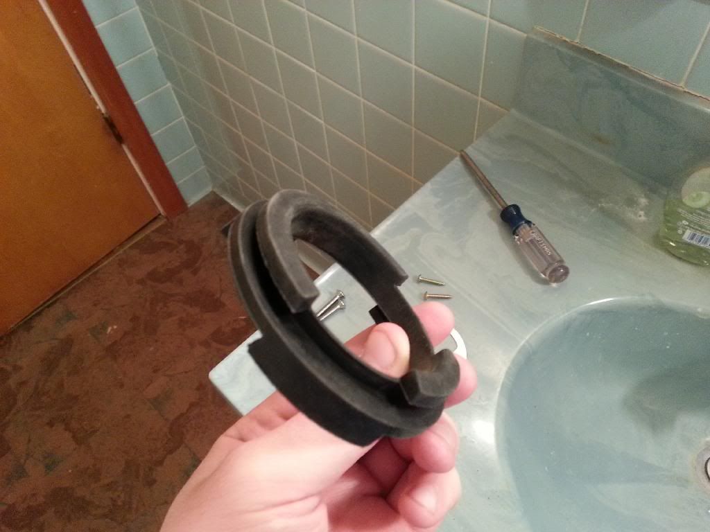 Bathtub Overflow Drain Installation Weird gasket, HELP! NeoGAF